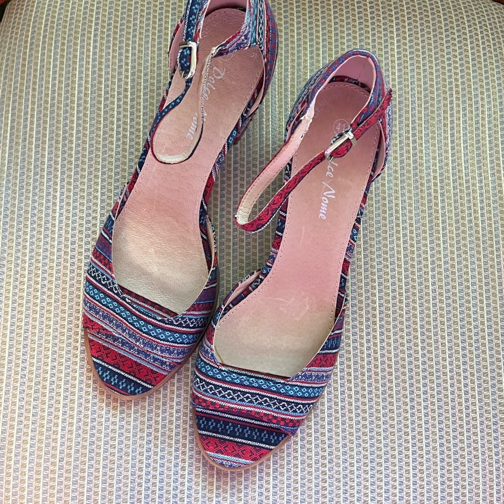 🆕Item Dolce Nome Sandal
